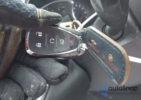 2018 Chevrolet Malibu Lt z USA, uszkodzony, nr VIN 1G1ZD5ST1JF251360